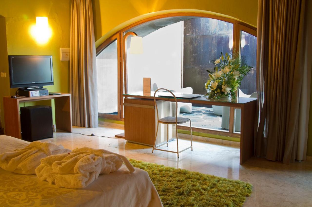 Hotel 4 Estrellas Conventual De Alcantara Buitenkant foto