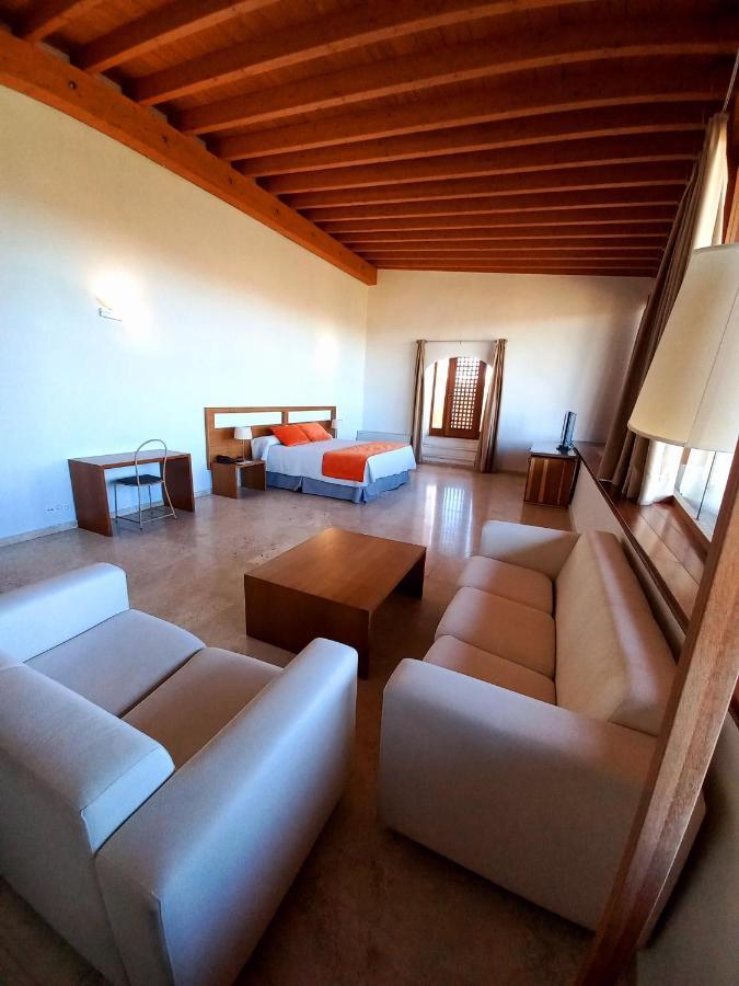 Hotel 4 Estrellas Conventual De Alcantara Buitenkant foto