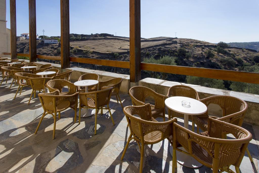 Hotel 4 Estrellas Conventual De Alcantara Buitenkant foto